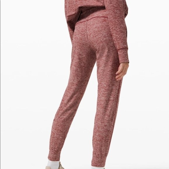 Lululemon Ready to Rulu Soft Fleece Jogger - Size 2 - Picture 10 of 15